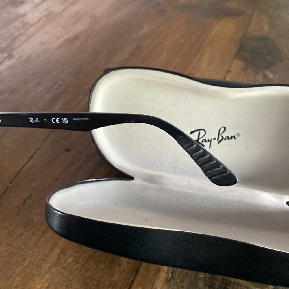Ray-Ban Black Eyeglasses with Case - Picture 5 of 6
